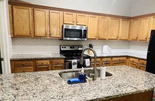 Ladson House | Beautiful 3 bedroom townhouse in a quiet neighborhood.
