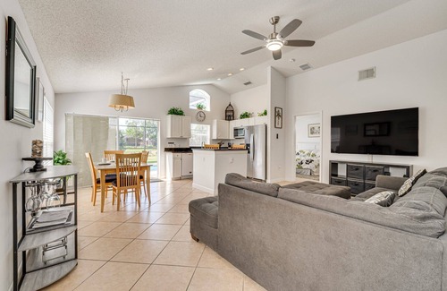Haines City House | Beautiful 3-bedroom house, with private pool, facing golf course