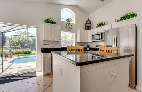 Haines City House | Beautiful 3-bedroom house, with private pool, facing golf course