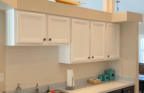 Florida Ridge House | Beautiful 3 Bedroom 2 Bath Home with Heated Private Pool. Sleeps 6 to 8.