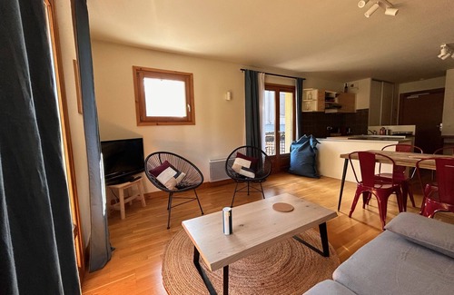 Les Praz-de-Chamonix Apartment | BEAUTIFUL 3 BEDROOMS APARTMENT WITH STUNNING VIEWS n