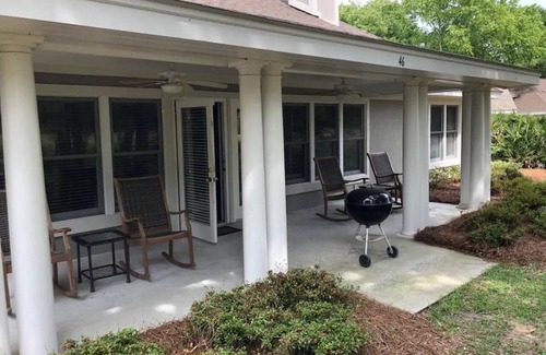 Indigo Run Condo | Beautiful 3 bedroom, 3 full bath private villa for rent.