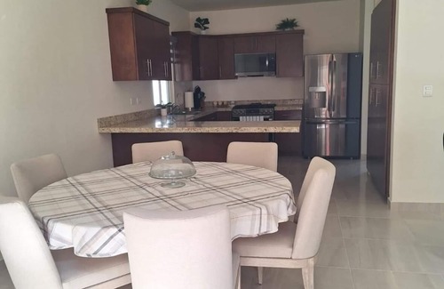 Tijuana House | Beautiful 3b, 2.5ba, two-story house in gated community in Tijuana