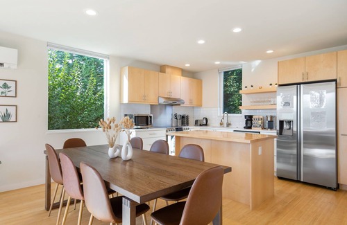 Atlantic House | Beautiful 3B3B Close to DT w/Rooftop & Parking