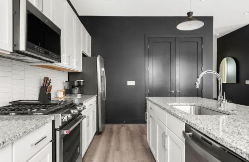 Talbot's Corner House | Beautiful 3BD Home Villa with 2 Story Rooftop for