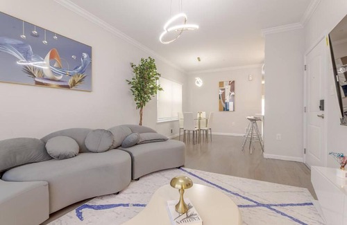 Elizabeth Apartment | Beautiful 3bedroom apartment