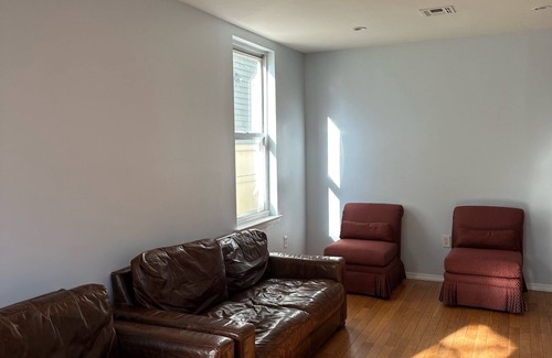 Union City Apartment | BEAUTIFUL 3BR, 2.5 BATH; 10 MINUTES TO TIMES SQUARE