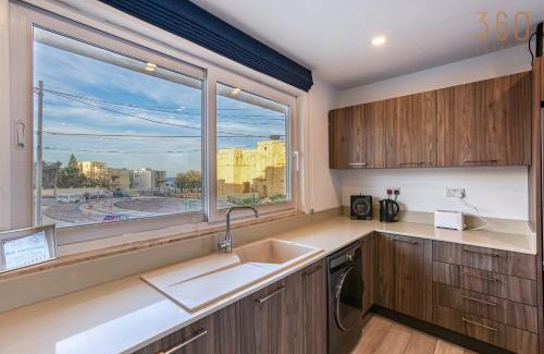 Marsaskala Apartment | Beautiful 3BR designer home with WIFI, AC and Balcony