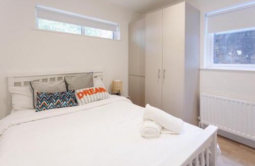 Ormeau Apartment | Beautiful 3BR in Belfast CityCtr