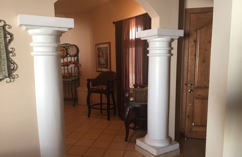 Sandy Beach House | Beautiful 4 Bedroom Property in Rocky Point!