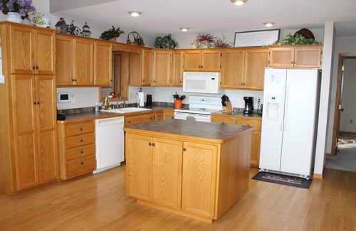 Brandon House | Beautiful 4 Bedroom Lake Home, on level lot, sandy beach, and beautiful views