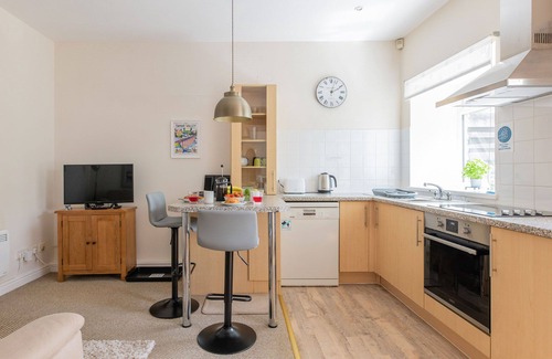 Saltash Cottage | Beautiful 4* Cottage in a peaceful, rural setting with Country Club membership.