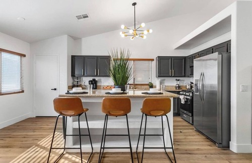 North Las Vegas House | Beautiful 5 BD Home with pool