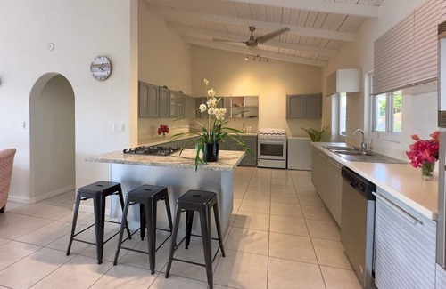 English Harbour Villa | Beautiful 5 bedroom villa with pool overlooking English Harbour