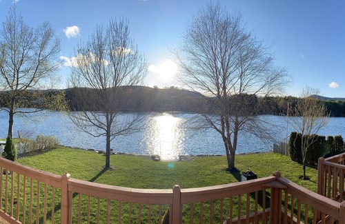 Lake Luzerne House | Beautiful 5 bedroom Waterfront House w/skiing/snowboarding/snow mobile path near