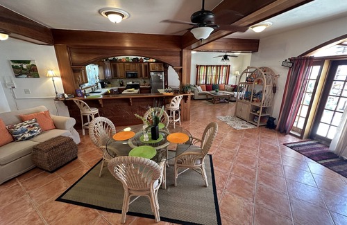 San Pedro Villa | Beautiful 5 bedroom beachfront villa with private pool just 2.5 miles from town