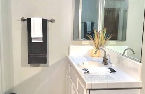 Ladera Ranch Apartment | Beautiful 5 Br. Single family (24301) by Houzlet