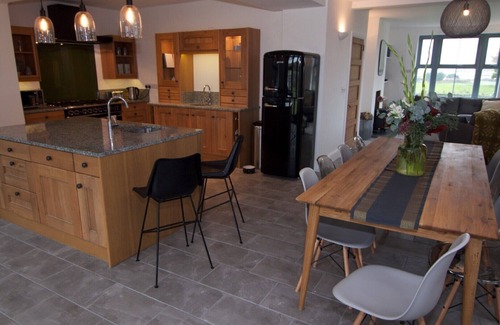 Llanfaelog House | Beautiful 5* House nr Rhosneigr