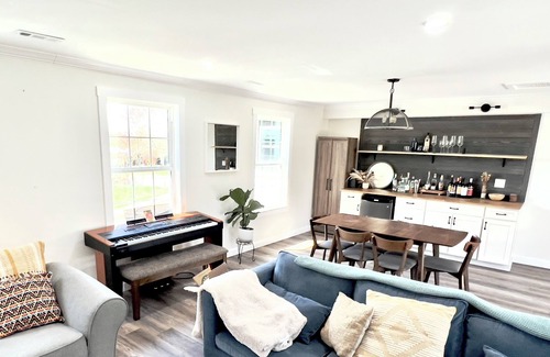 Antioch House | Beautiful 5bd3ba Home near Downtown & BNA