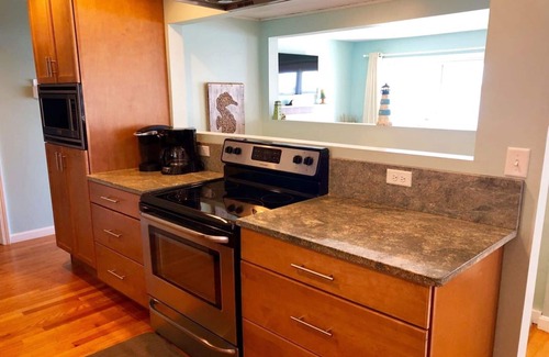 Buzzards Bay House | Beautiful 5BR CapeCod Handicap-Assess.BeachFrontHome w/Gorgeous Panoramic Views