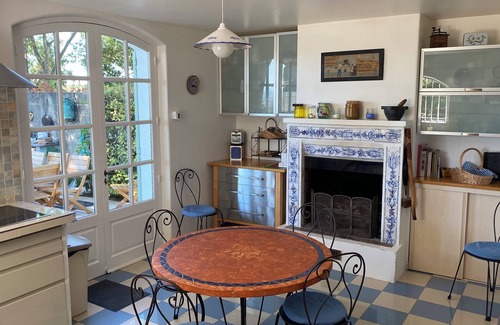 Eguilles House | Beautiful 6 bedroom villa in a quiet pool near Aix en Provence exceptional site