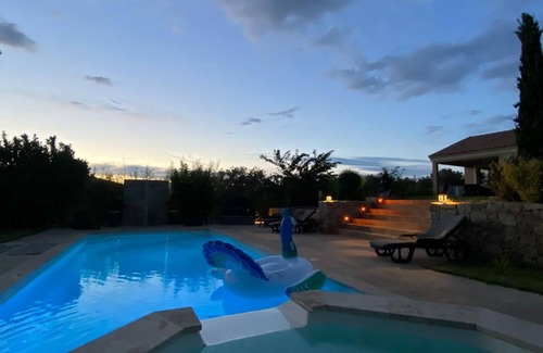 Belgodere House | Beautiful air-conditioned villa with jacuzzi pool, large, quiet property with trees.