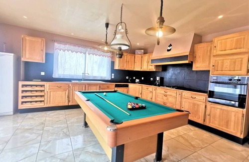 Elne House | Beautiful air-conditioned villa with all comforts, private swimming pool with cascading rock,.