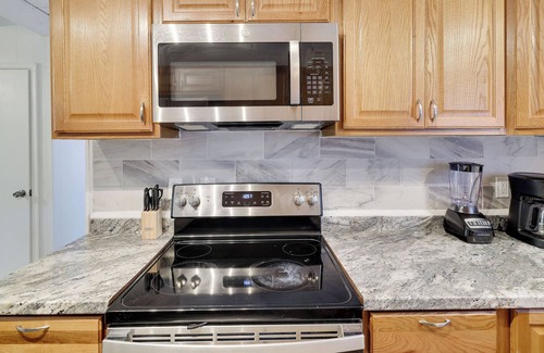 Tobyhanna Villa | Beautiful and comfortable Home in Tobyhanna. Violet Villa in Poconos Mountain.