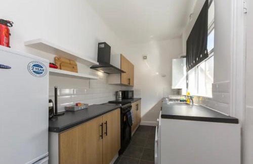 Stoke-on-Trent House | Beautiful and Cozy Home - klok house