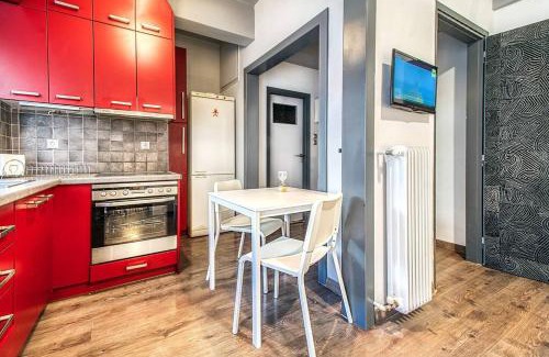Kaisariani Apartment | Beautiful and cozy studio next to Athens center