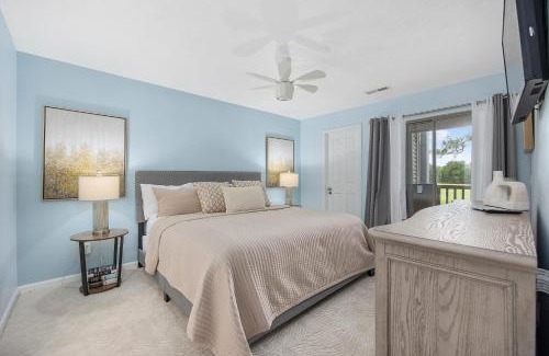 Pawleys Island Apartment | Beautiful and modern 3 BR Condo in True Blue!