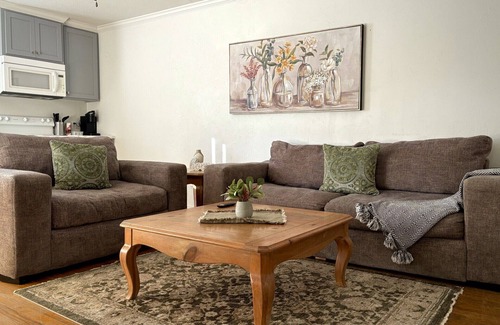 Amarillo House | Beautiful and Peaceful Retreat