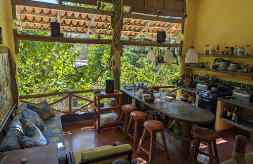 La Manzanilla House | Beautiful and spacious 2 blocks from the beach and town center!