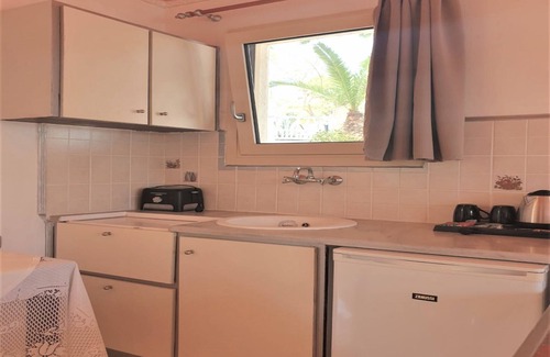 Piskopiano Apartment | Beautiful and Spacious Room Near Cretan Sea