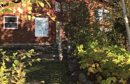 Grand Marais Cabin | Beautiful and unique cabin on the shores of Lake Superior
