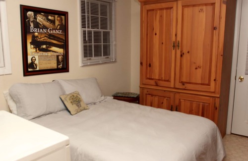 Arundel on the Bay House | Beautiful Annapolis Waterfront Home Sleeps 12 in Style
