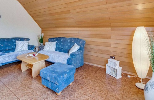 Hohn Apartment | Beautiful Apartment in Westerwald with Private Terrace