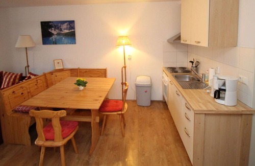 Muhldorf Apartment | Beautiful apartment for 6 people with WIFI, balcony, panoramic view and parking