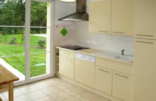 Pont-de-Larn House | Beautiful apartment in villa for 8 guests with private pool, TV, terrace, pets allowed and parking