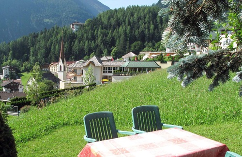 Finkenberg Apartment | Beautiful apartment for 5 guests with WIFI, TV, terrace and parking