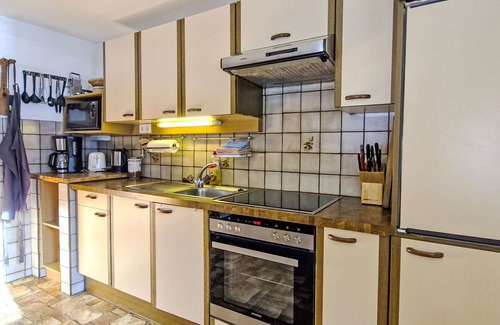 Kaunertal Villa | Beautiful apartment in villa for 4 guests with WIFI, TV, patio, pets allowed and parking