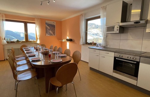 Sonnenberg Apartment | Beautiful apartment for 14 people with WIFI, TV, balcony, pets allowed and parking