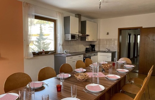 Sonnenberg Apartment | Beautiful apartment for 14 people with WIFI, TV, balcony, pets allowed and parking