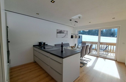 Oberau Wildschonau Apartment | Beautiful apartment for 7 guests with WIFI, TV and balcony