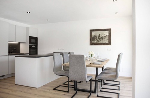 Oberau Wildschonau Apartment | Beautiful apartment for 7 guests with WIFI, TV and balcony