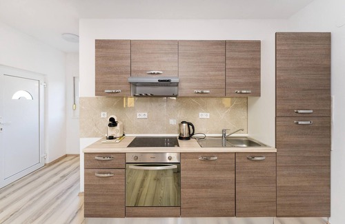 Gornji Karin Apartment | Beautiful apartment in Gornji Karin