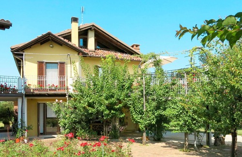 Cortiglione Apartment | Beautiful apartment for 3 guests with WIFI, TV, terrace, pets allowed and parking
