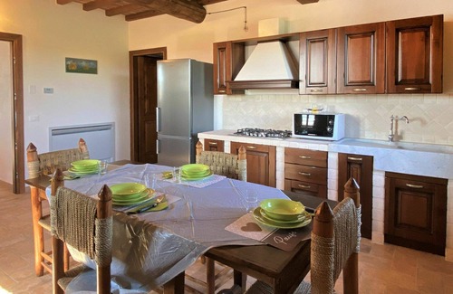 Guardistallo Apartment | Beautiful apartment for 4 people with WIFI, pool, A/C, patio, pets allowed and panoramic view