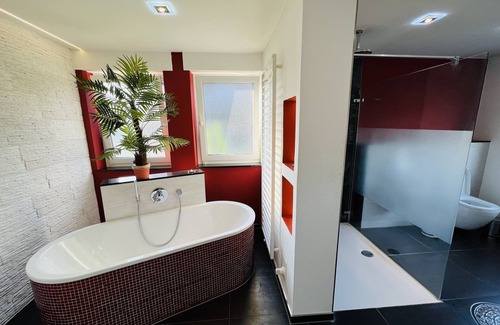 Guetersloh Apartment | Beautiful Apartment 6 Beds 3 Rooms Parking