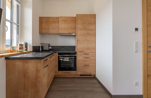 Mauterndorf Apartment | Beautiful apartment with large terrace and pool